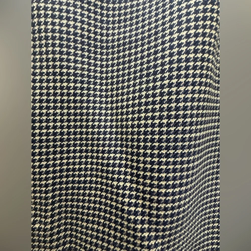 Valentino. Wool Houndstooth Blazer. Black/Cream. 42 Long. Never worn!